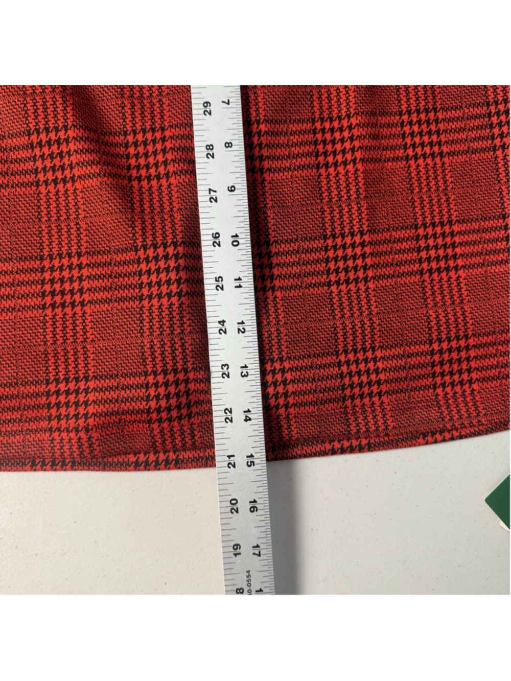NWT High waisted 2 in 1 houndstooth plaid mini work skirt burgundy houndstooth M - Picture 5 of 6